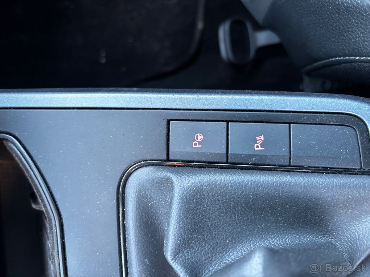 Seat ARONA 1.6TDi r.v. 8/2020 - 10