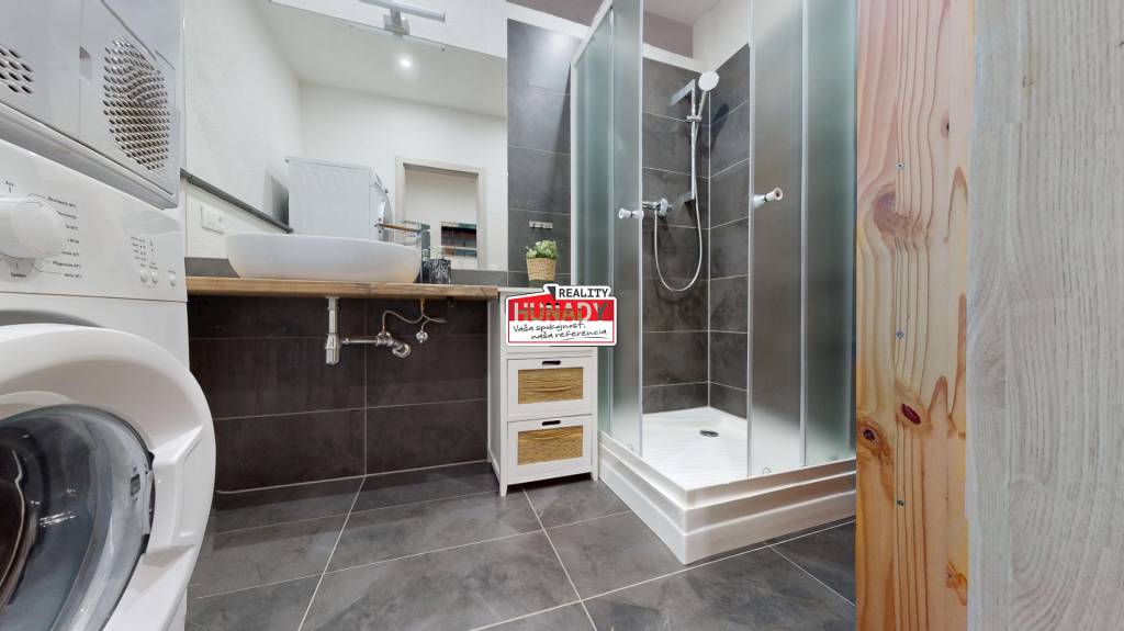 REZERVOVANÉ (65 m²) ÚTULNÝ 3i BYT NA MIERI - 10