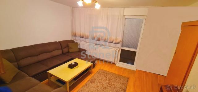 Prenájom 4 izbového bytu - 10