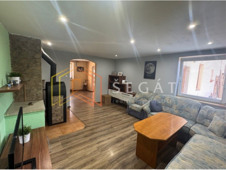 Prodej dvou RD v Komni okr Uh Hradiště Zlínský kraj - 10