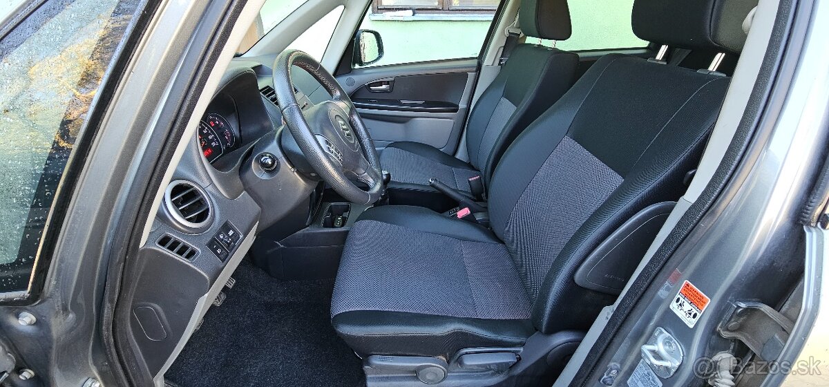 Suzuki SX4 1.6i 4X4 - 10