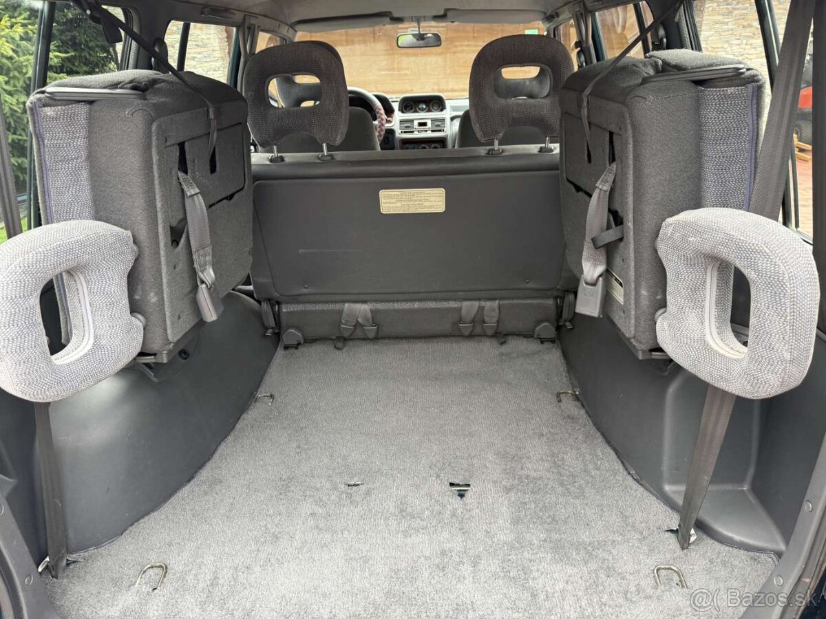 MITSUBISHI PAJERO 2,5TD 7miest - 10