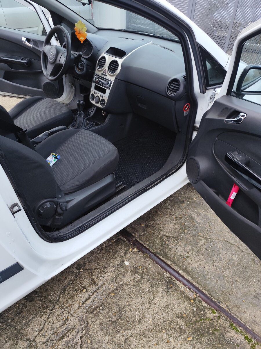 Opel Corsa 1.3 TDi eco - 10