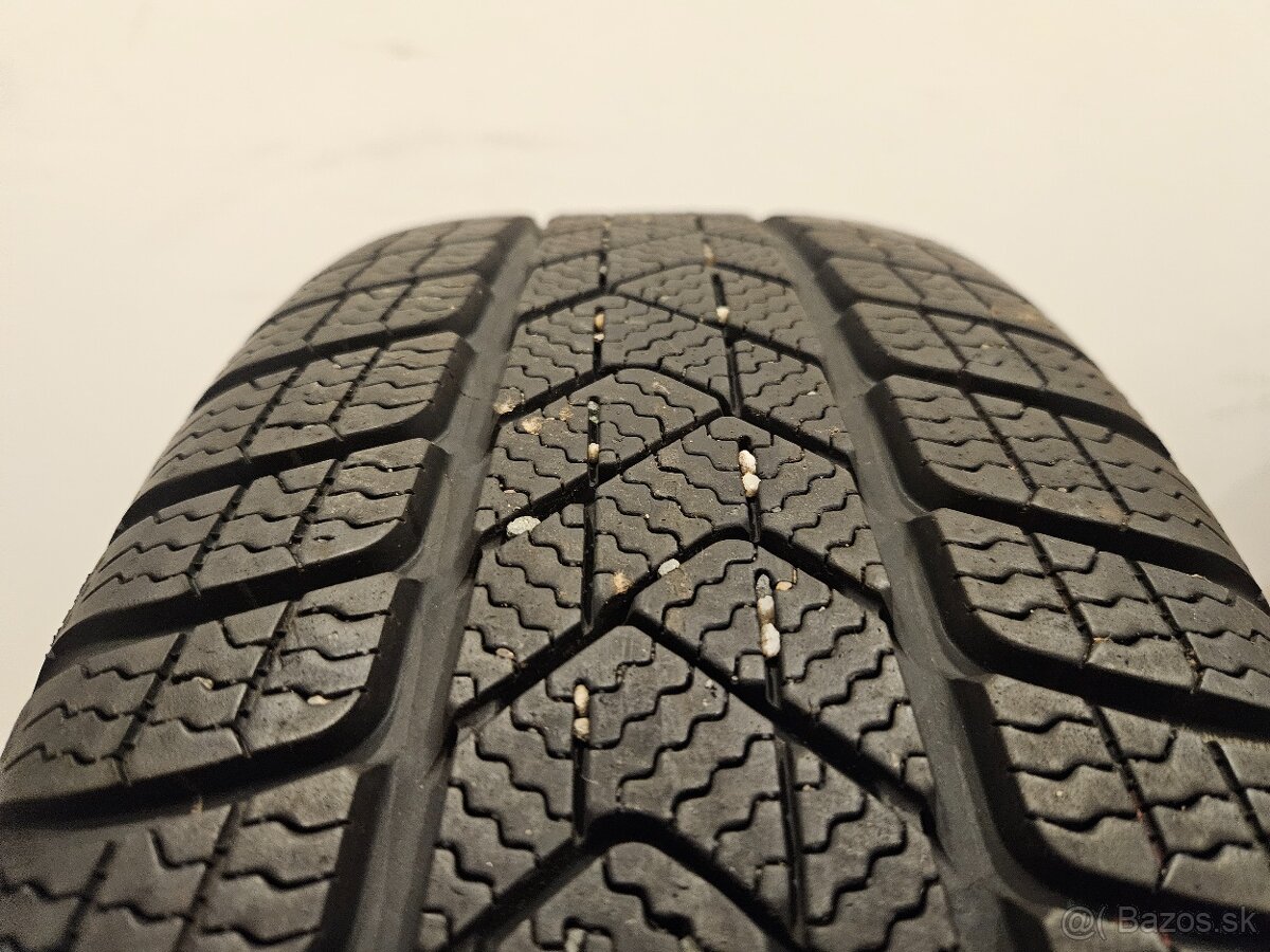 Špičková, orig. zimná sada VW - 5x112 r17 + 205/50 r17 - 10