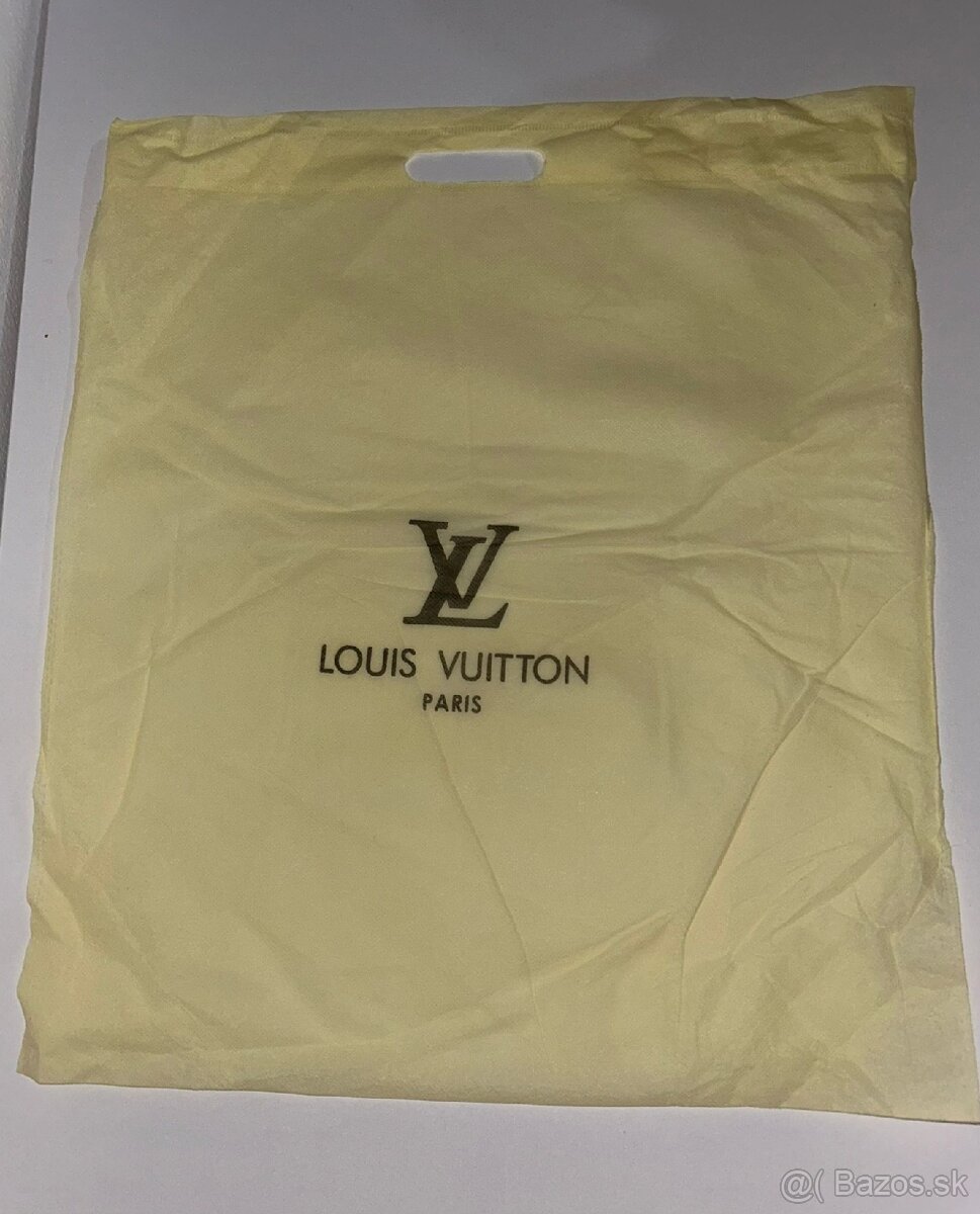 Louis Vuitton - 10