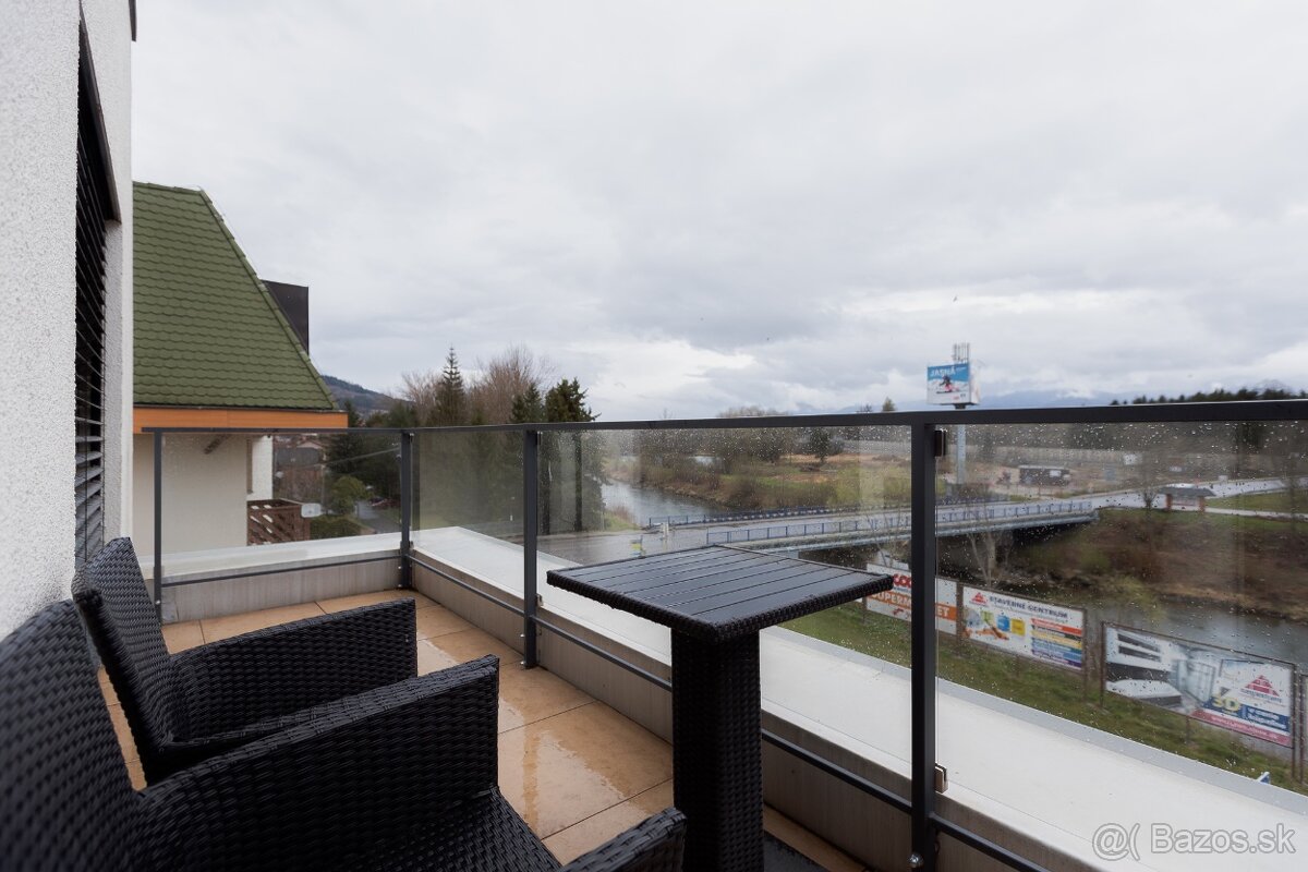 Kompletne zariadený apartmán s výhľadom a parkovaním v proje - 10