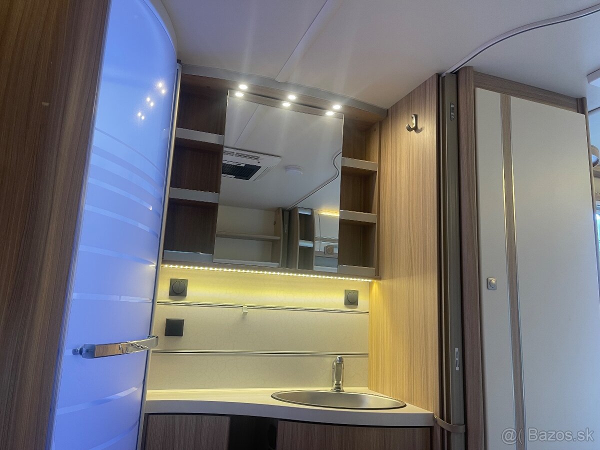 Prenajmem obytný prives FENDT 390 - 10