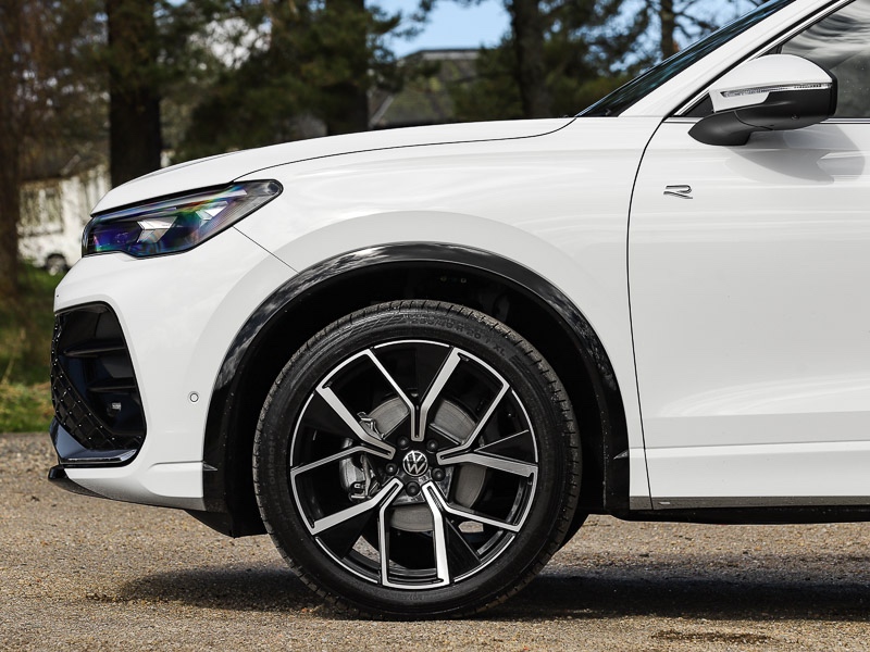 “TIGUAN / TAYRON - NOVÝ komplet LETO R20 - prvá výbava - 10