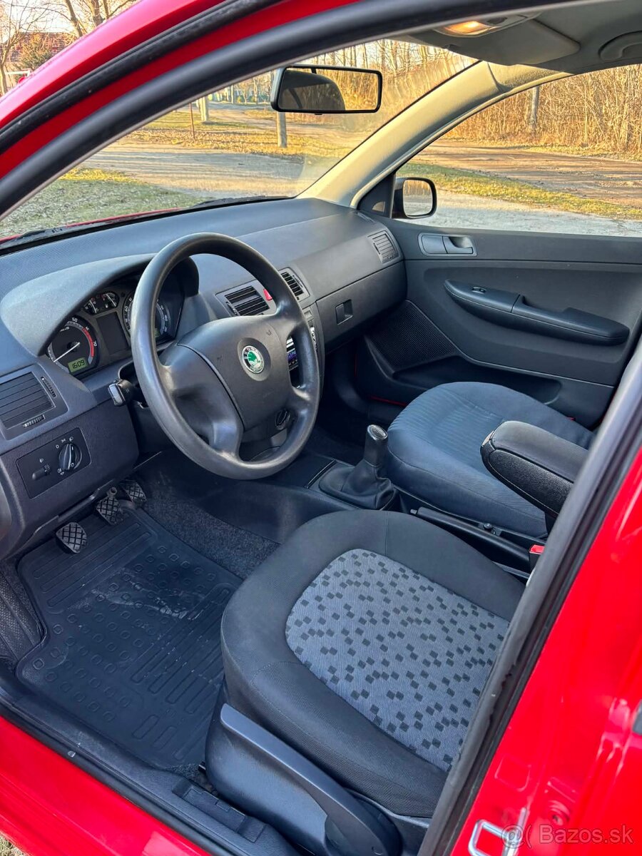 Škoda Fabia 1.2 HTP Classic - 10