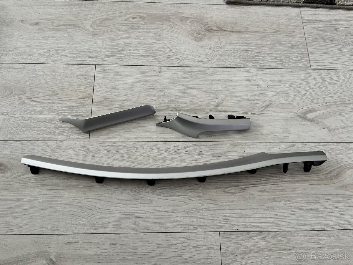 Diely interiér Škoda Superb 2 - 10