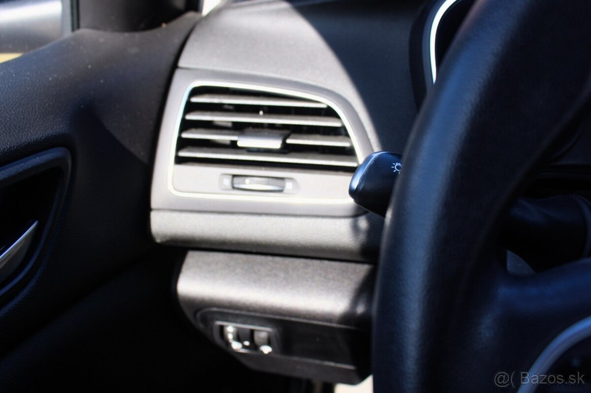 Renault Mégane Grandtour SCe 115 Life - 10