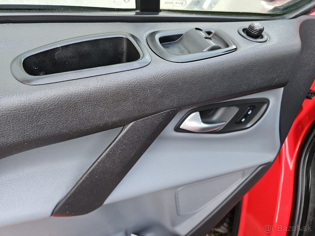 Ford Transit Custom 2.2 cdti 9 miestne - 10