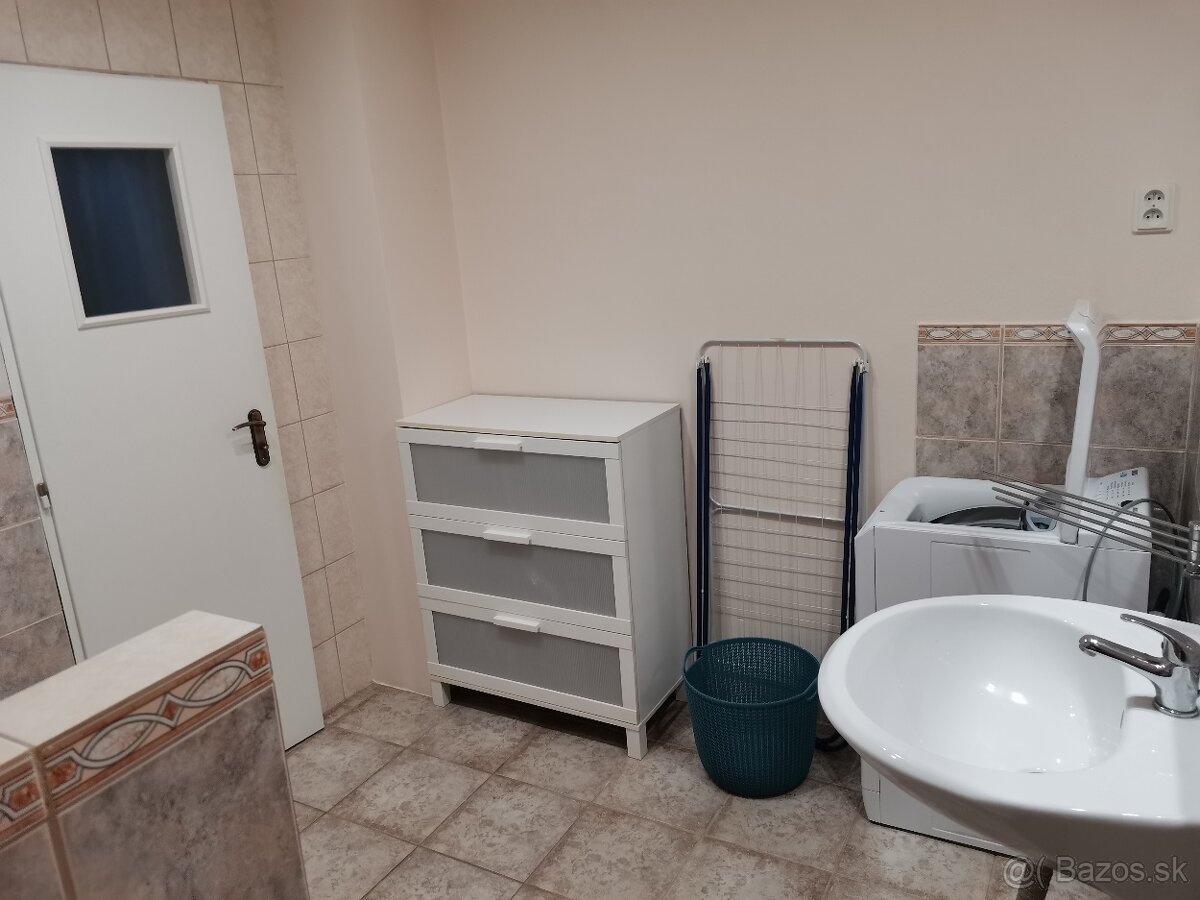 3 izb. byt, Clementisova, Dargovských Hrdinov - 10