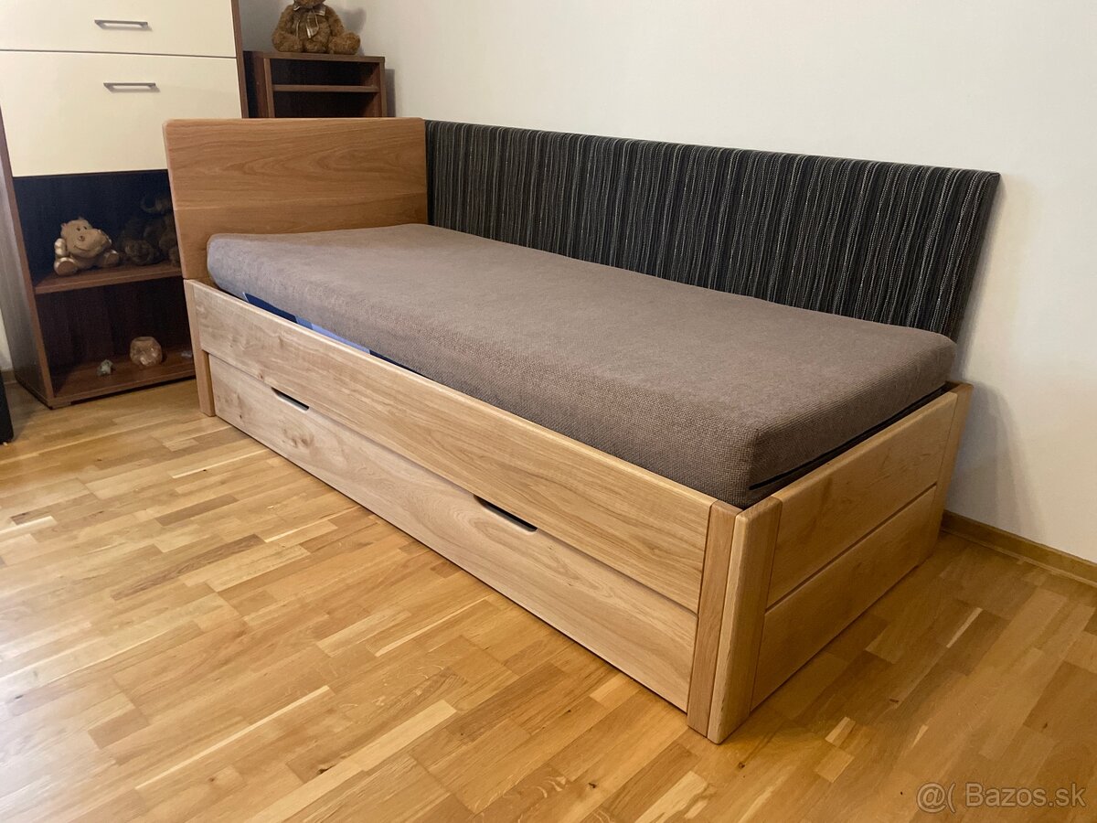 Dubová posteľ 90x200cm s výsuvným lôžkom - 10