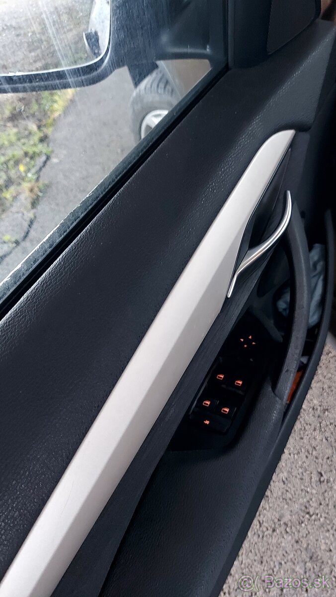 X1 1.8d xDrive A/T Individual - 10