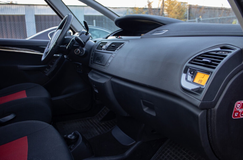 Citroën C4 Picasso - 10