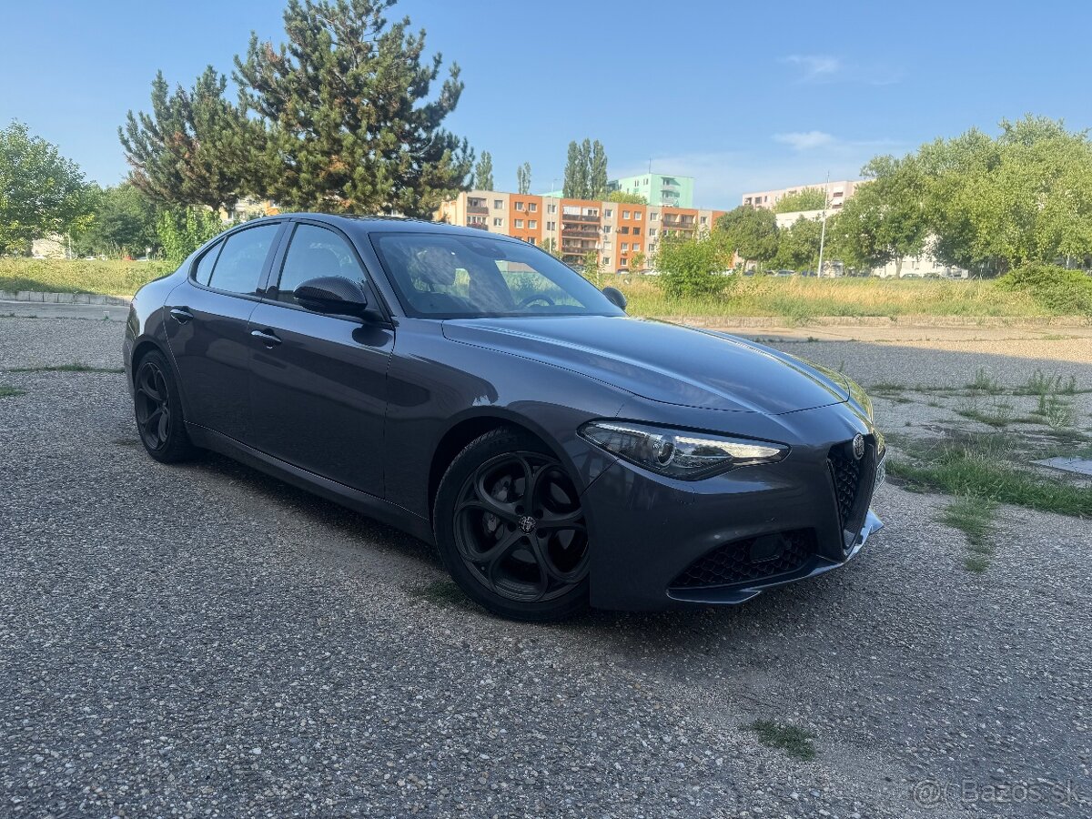 Alfa Romeo Giulia 2.2 Diesel 150 AT Super - 10