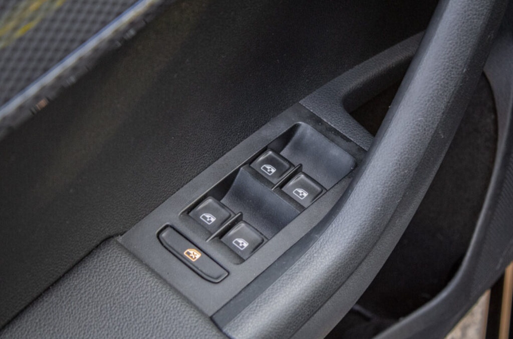 Škoda Octavia Combi 2.0 TSI RS DSG - 10