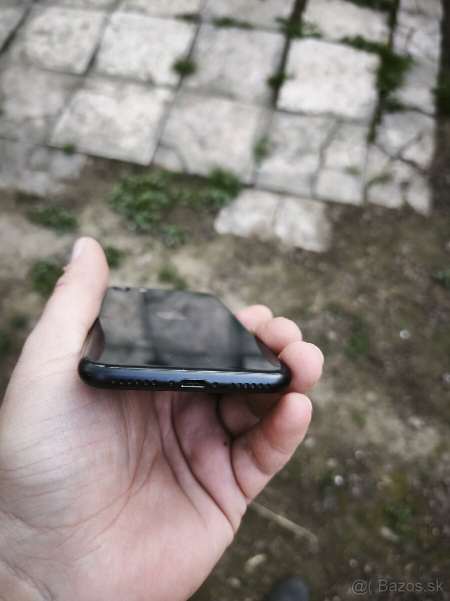 Iphone SE 64GB 2020 - 10