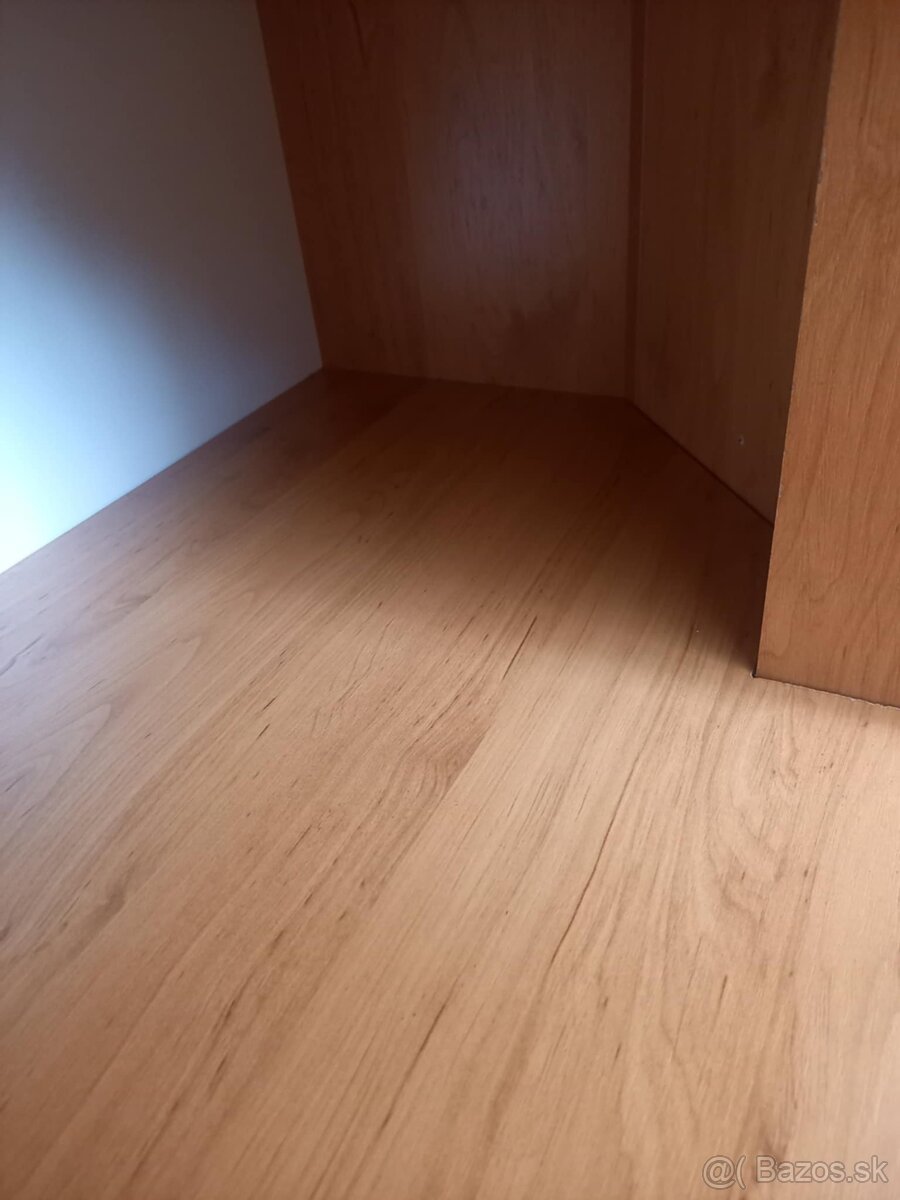 Kuchynská linka + veľká skrinka - 10