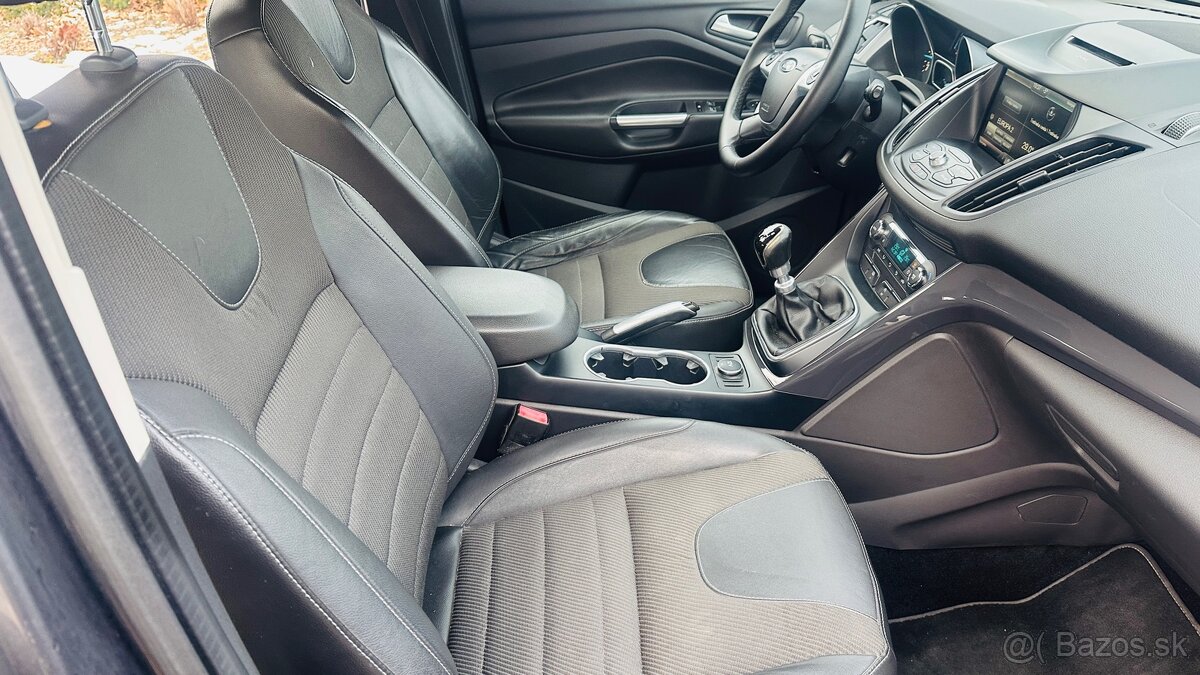 Ford Kuga 2.0TDCi AWD - 10