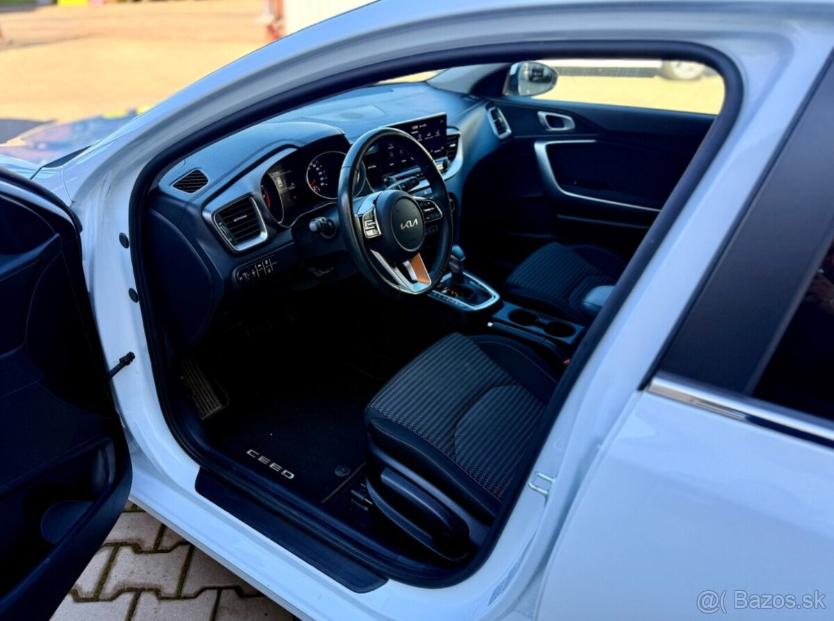 Kia Ceed 1.5T-GDI-118kW-AUT-LED-ČR-DPH- - 10