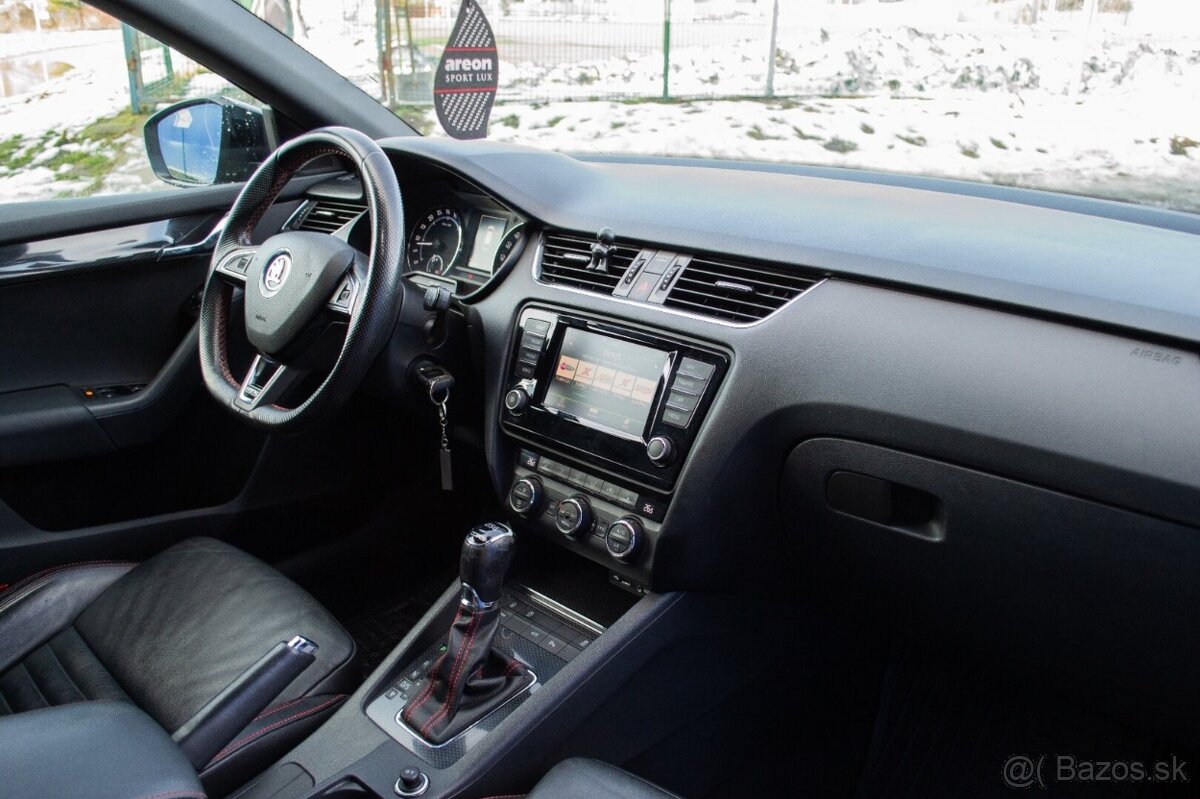 Škoda Octavia Combi 2.0 TDI DPF RS DSG - 10