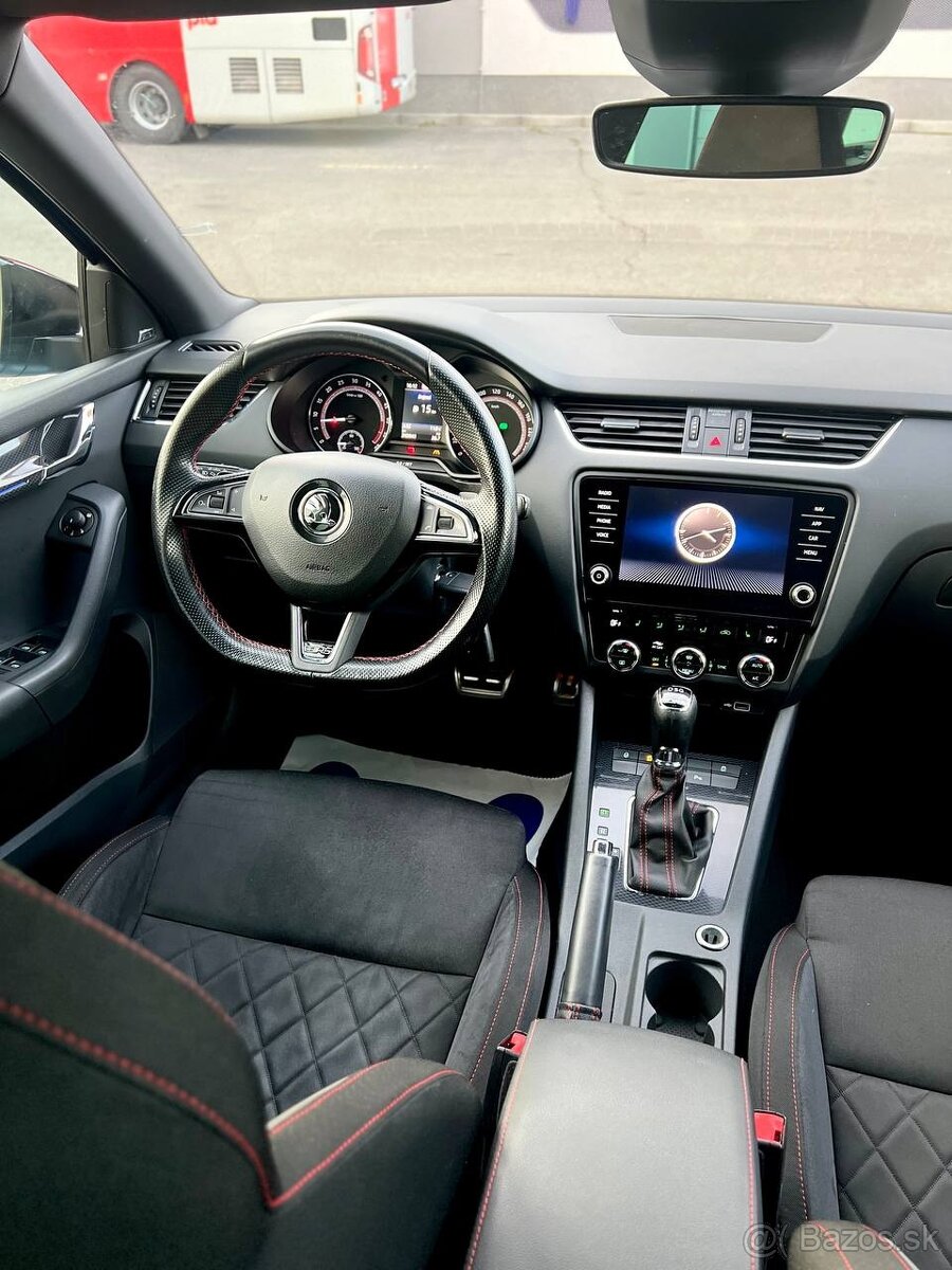 ŠKODA OCTAVIA RS 2.0 TDI DSG 135 kW 2018 KOMBI 1 MAJITEL - 10