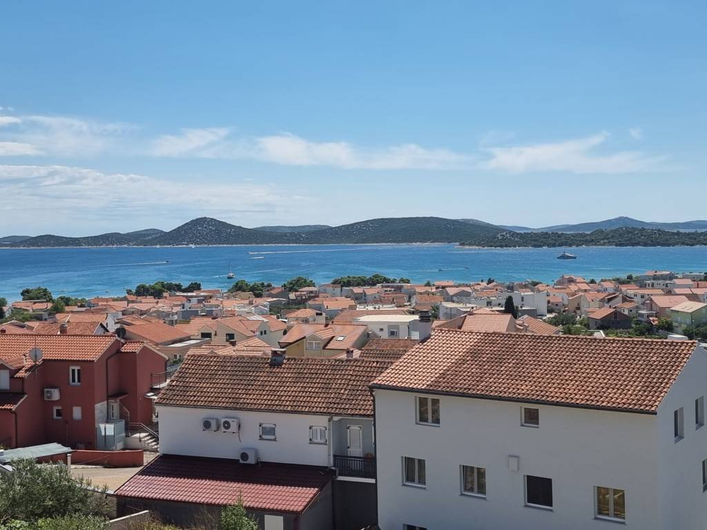 CHORVÁTSKO - Kvalitné apartmány s výhľadom na more (4i) - VO - 10