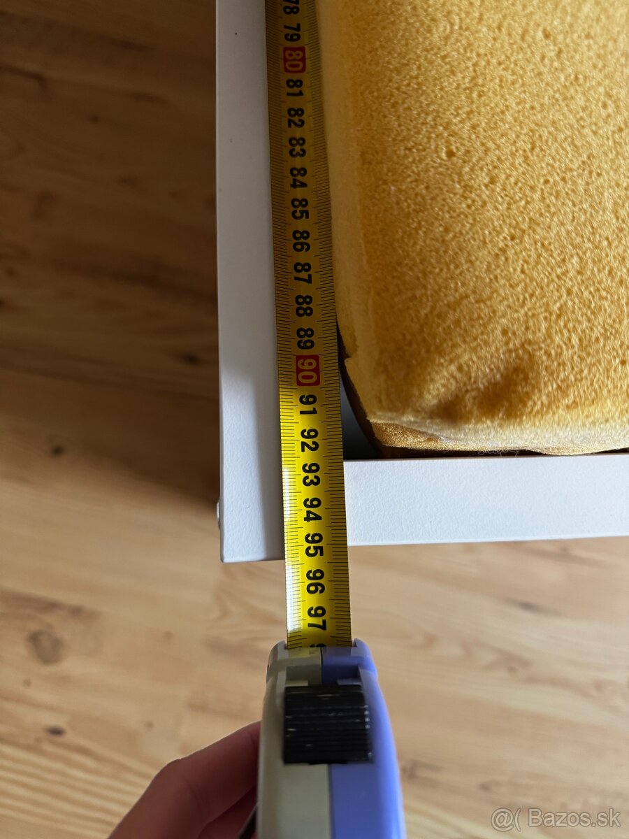 Posteľ s matracom - 10