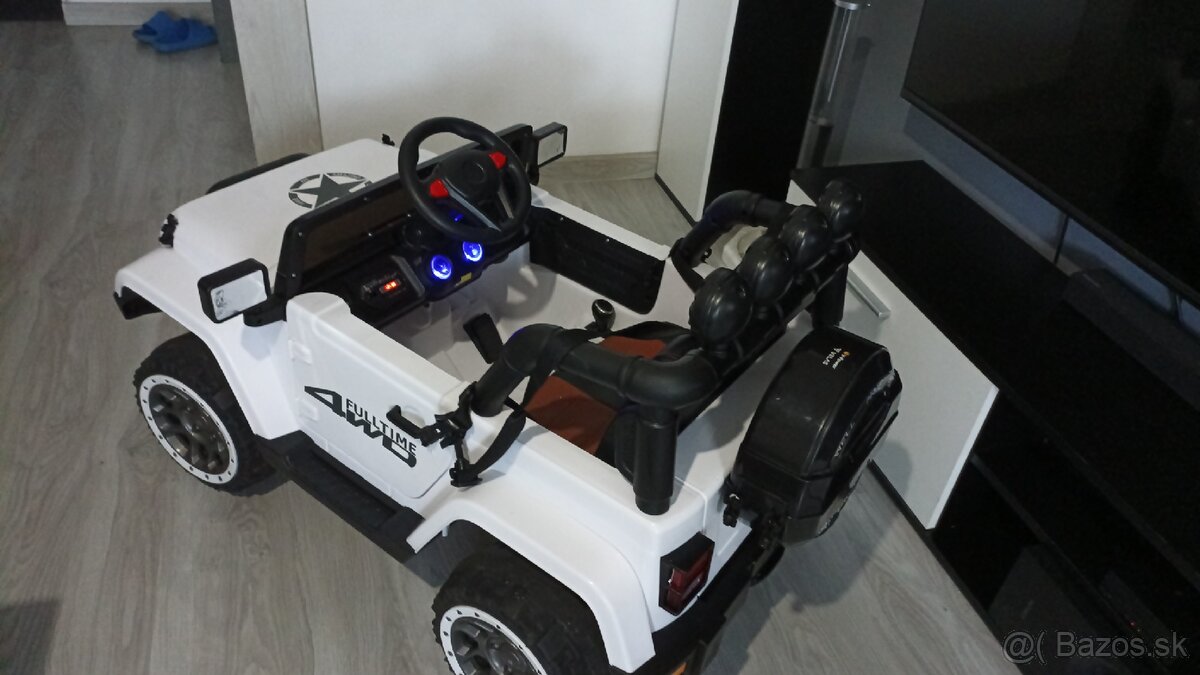 Elektrické autíčko jeep 4x4 - 10