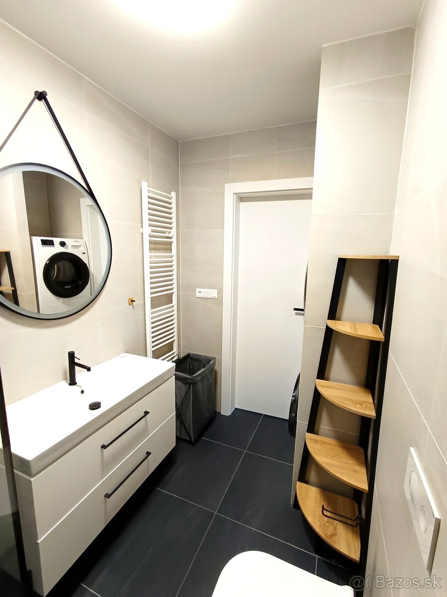PREDAJ KRÁSNY 2-IZBOVÝ BYT BANSKÁ BYSTRICA - 10