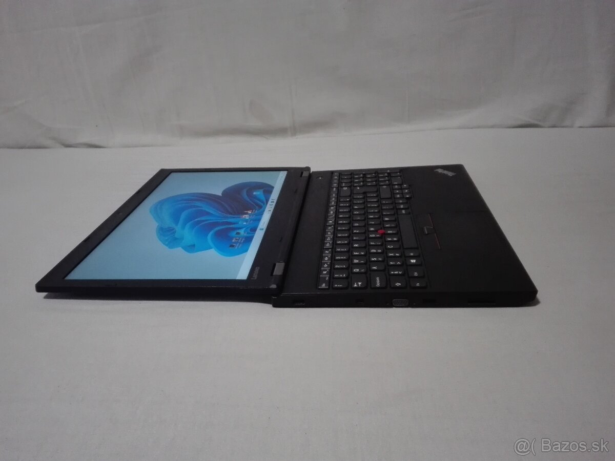 Lenovo L560. i5-6.gen. 15,6 UVD. 16 GB RAM. 256 GB SSD. - 10