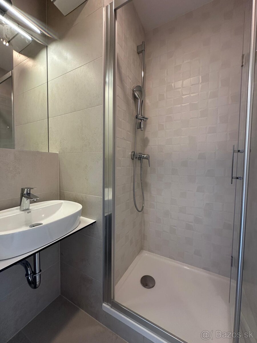 prenájom 1.izbový byt Košice, mestska cast Terasy - 10