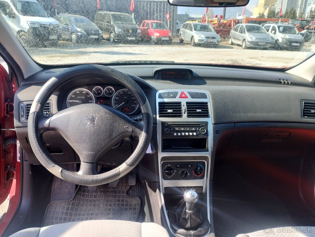 Peugeot 307 1.4i 16V - 10