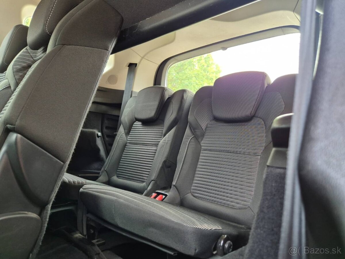 7-miestny Renault Scénic Blue dCi 120 Intens EDC - 10