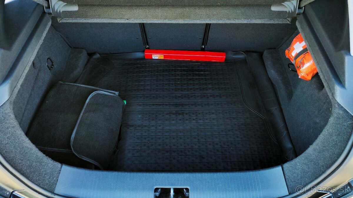 Predám Opel Astra H GTC 1.8 16V (103 kW, benzín) - 10