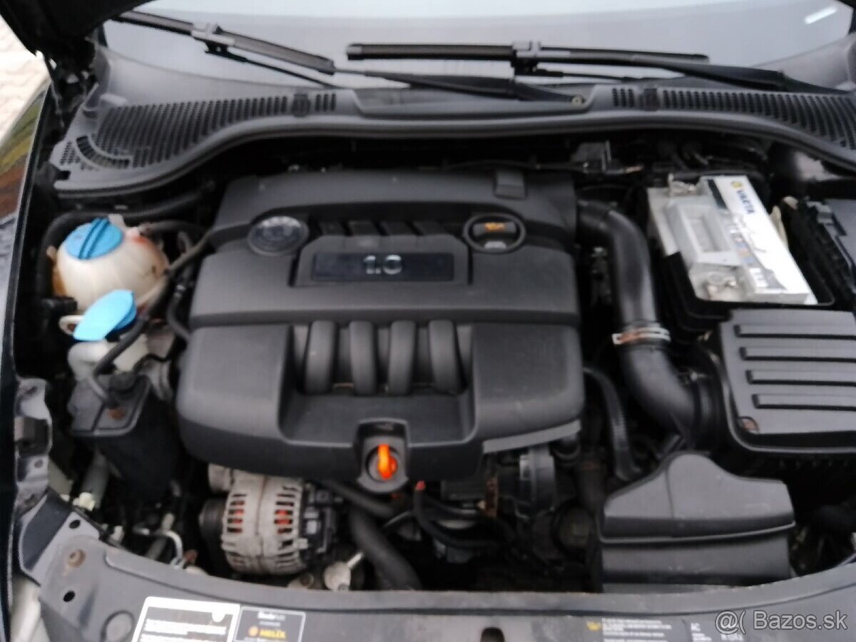 Škoda Octavia 2 1.6 MPI Benzín 5st. - 10