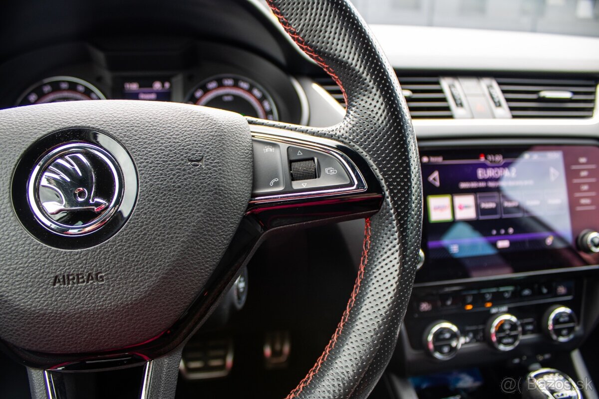 Škoda Octavia Combi 2017 - 10