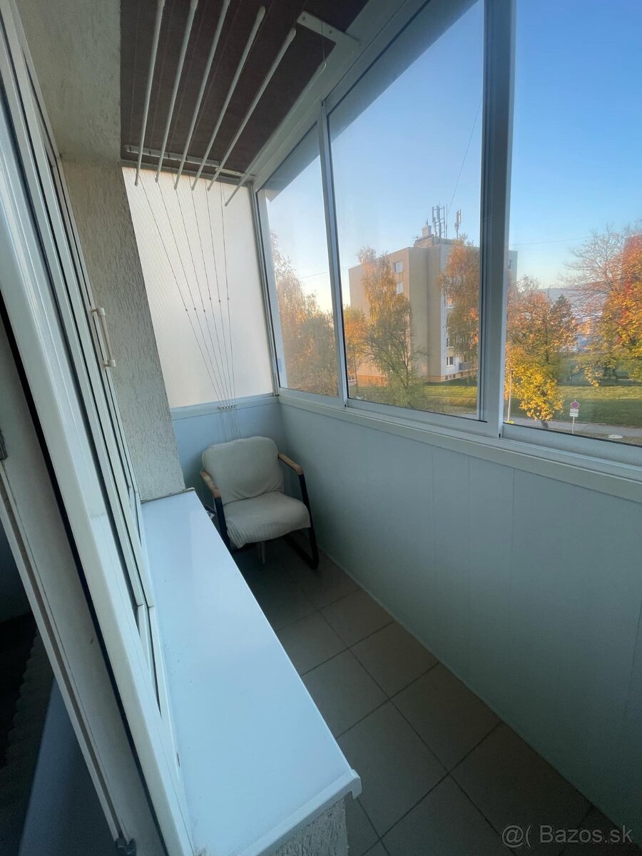 Čiastočne zariadený 2 izbový byt - 10