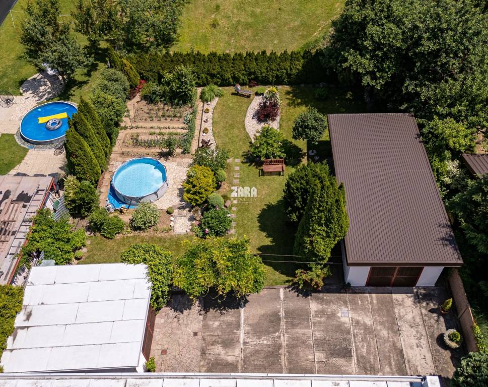 Vyšné Opátske - VÝNIMOČNÝ rod.dom 3 podlažný,10 izieb, - 10