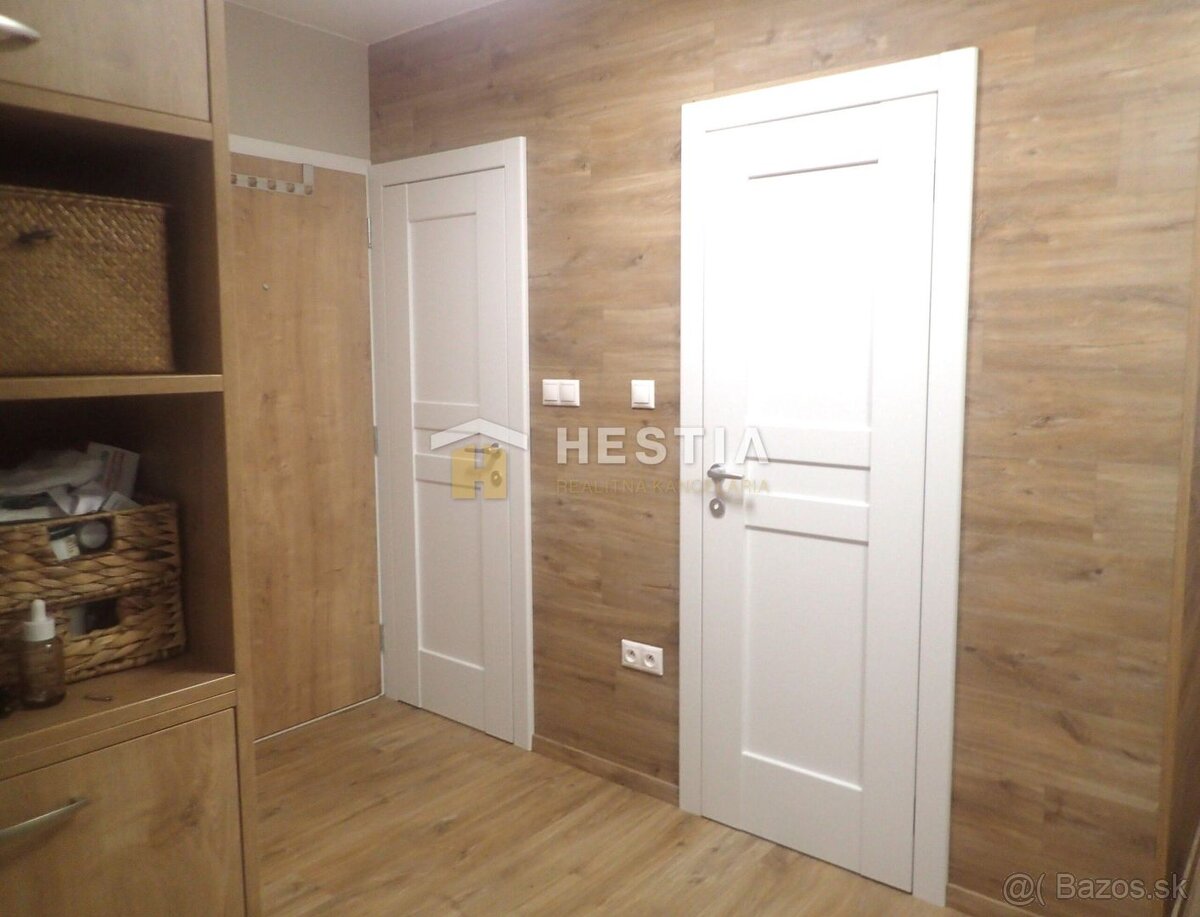 Moderný, kompletne zariadený 2-izbový byt s 2 balkónmi v cen - 10