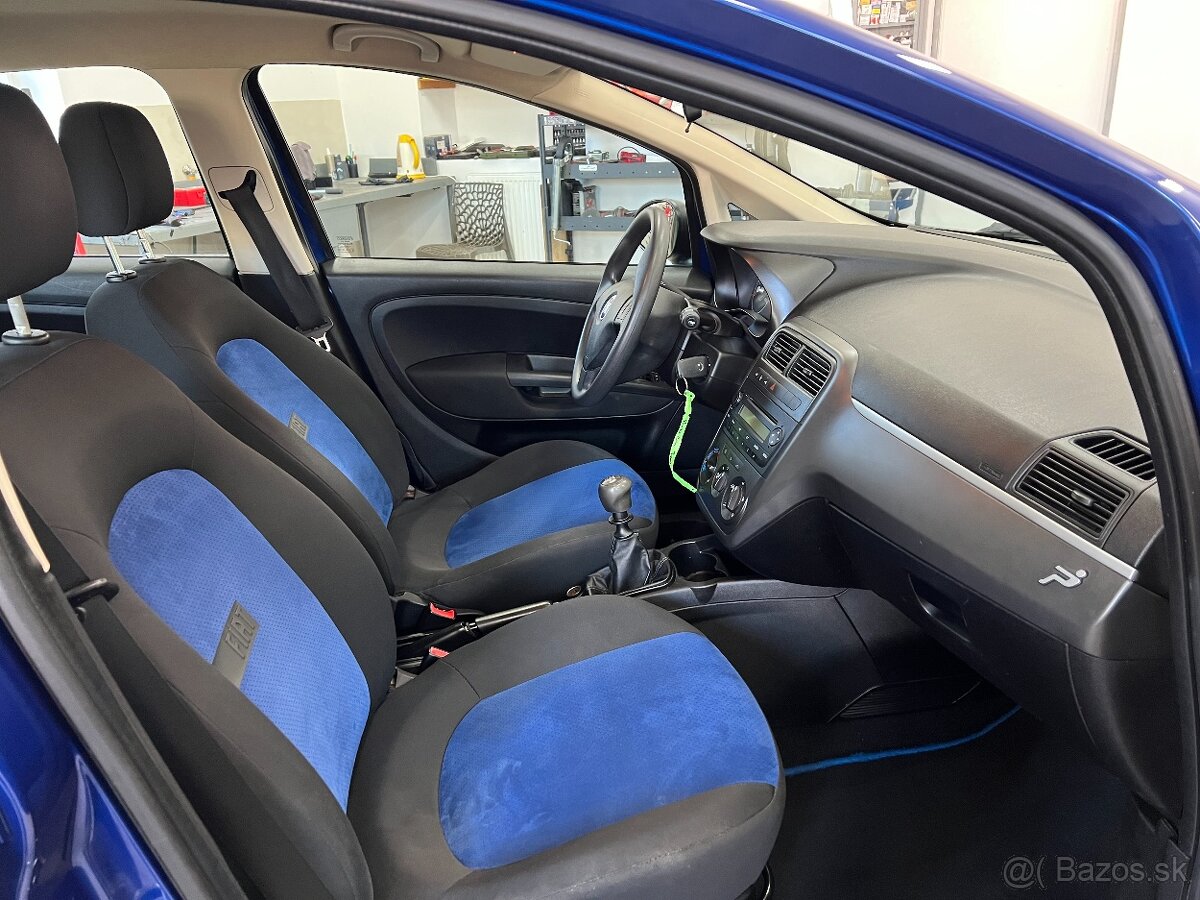 Fiat Punto 1.4i KLIMA ZIMNÍ KOLA STK : 10/26 - 10