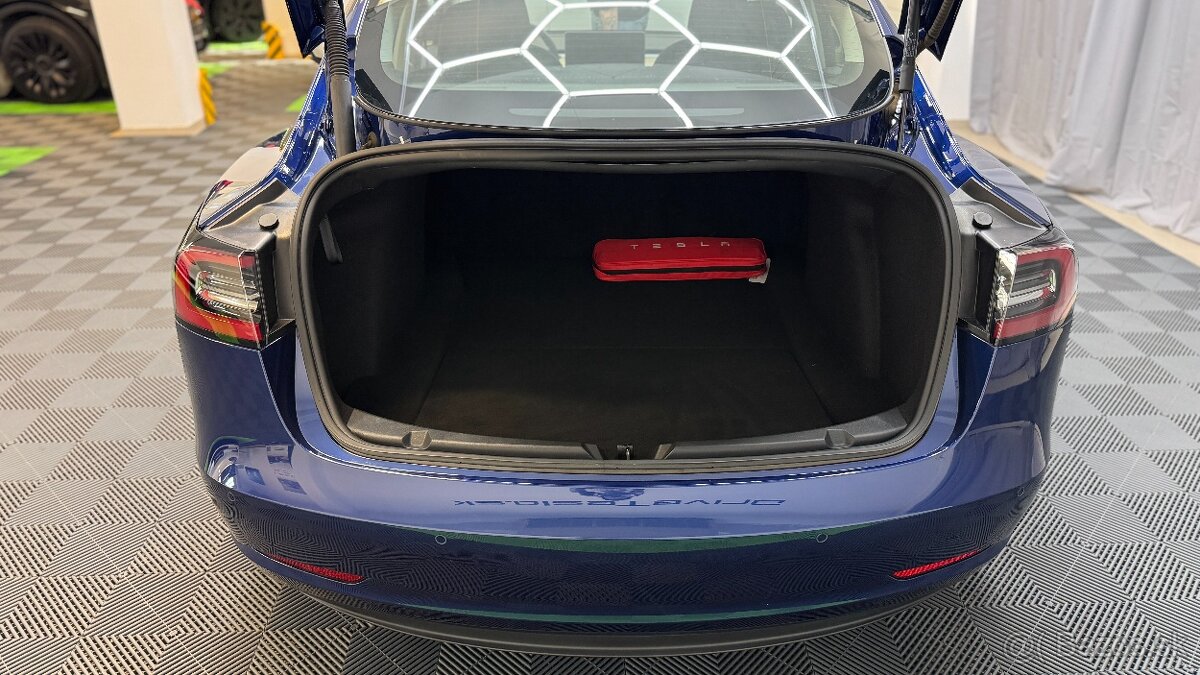 Tesla Model 3 Long Range 2022 – Dustin - 10