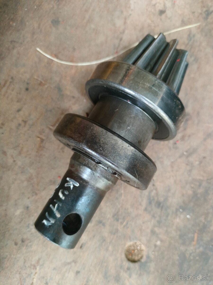 KUHN 280 SHRNOVAČ -- ruzné díly - 10