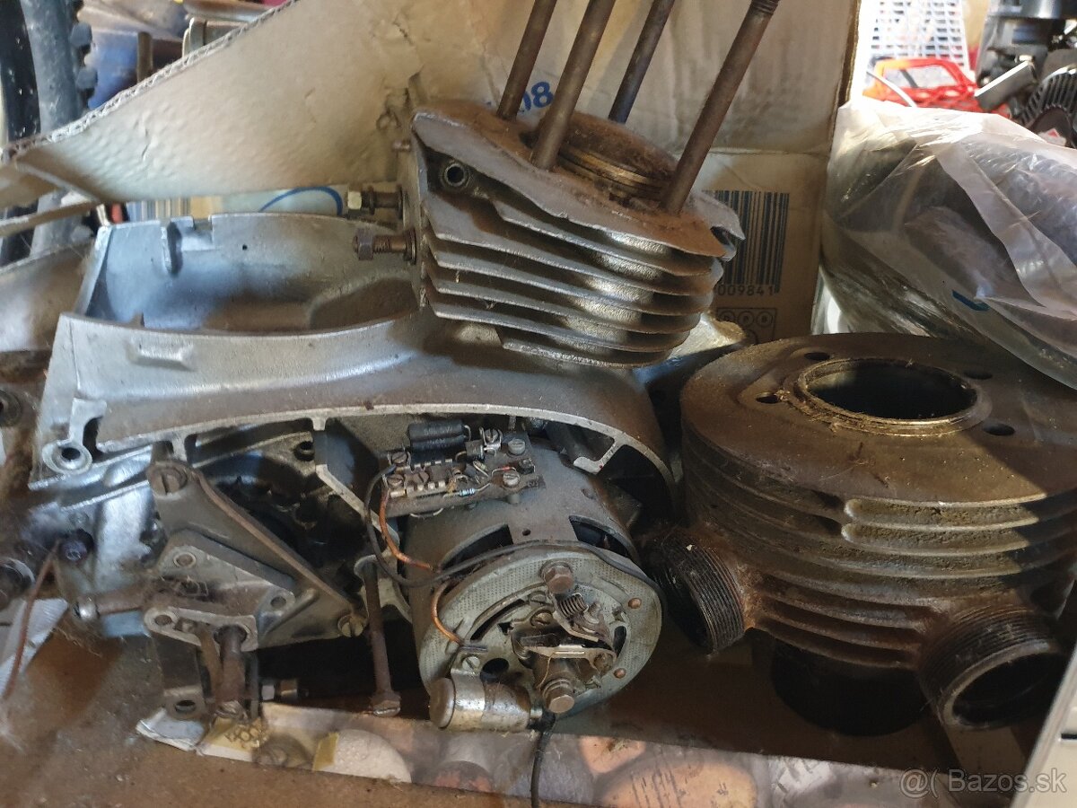 Tatra 603 nové diely+Perák výmena za Jaguar - 10