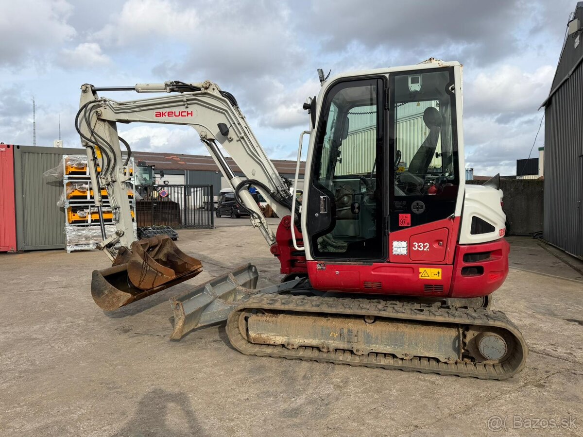 Bager Takeuchi TB 260. - 10
