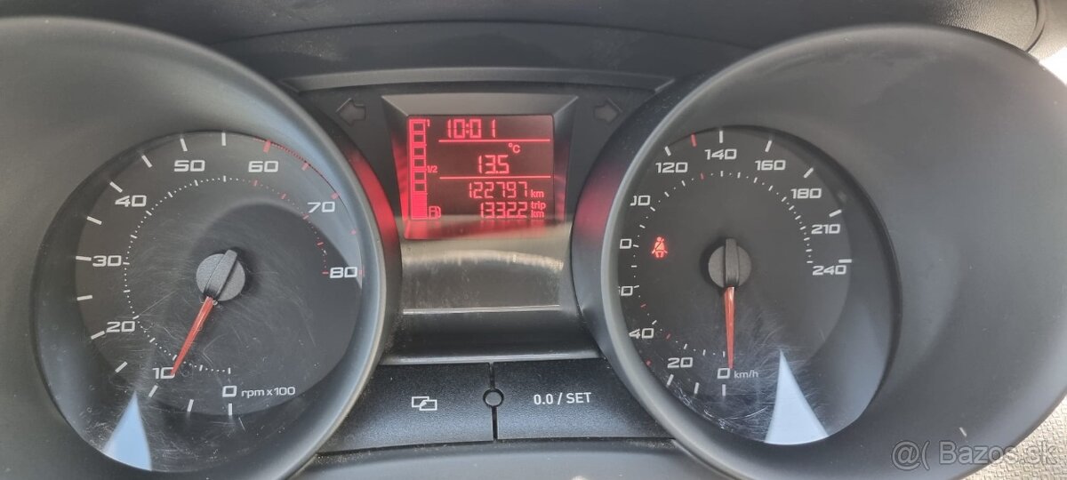 Seat Ibiza 1.2i Reference,benzín,manuál, 51kw, rok 2010 - 10