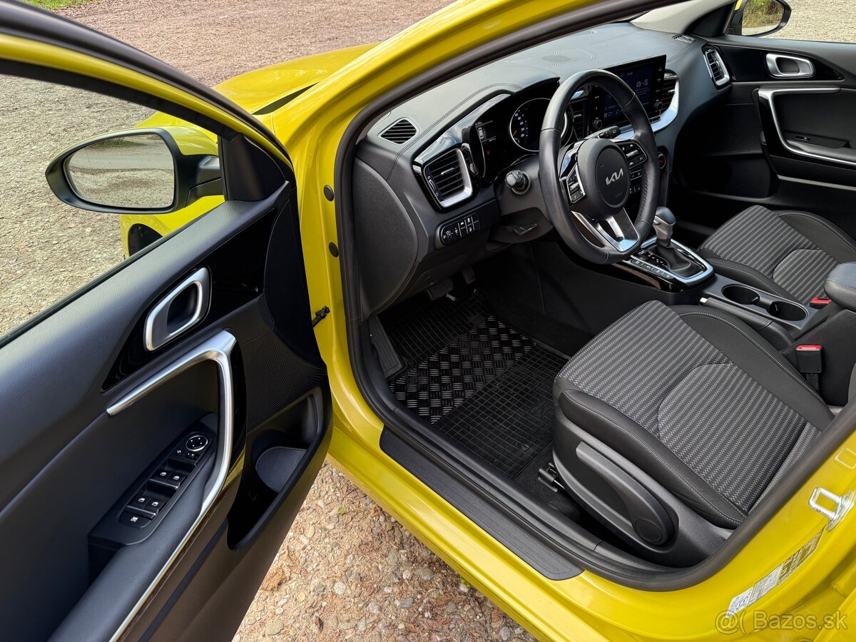 Kia Ceed SW 1.6 CRDi MHEV Gold A/T - 10