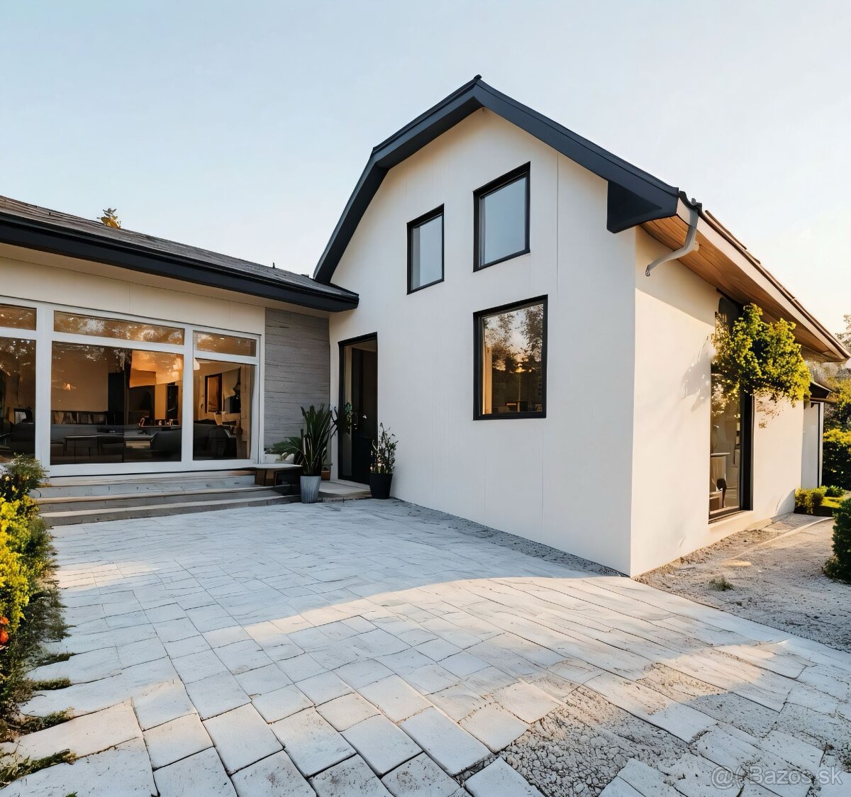 Rodinný dom vhodný na podnikanie s výbornou polohou - 10